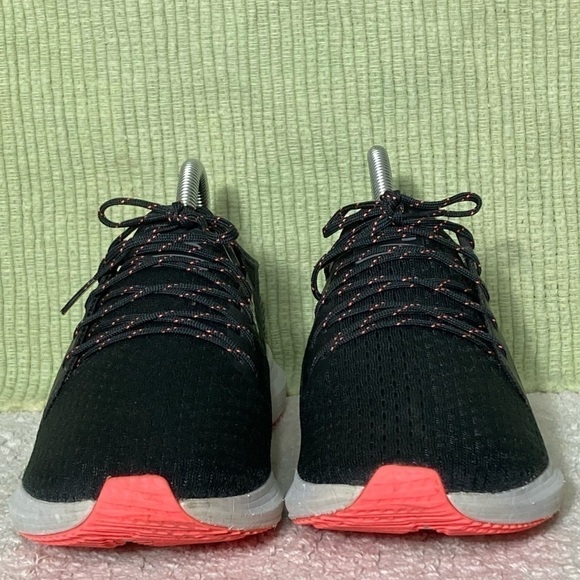 Under Armour Womens Black Sway Athletic Running Low Sneaker Shoes - Size US 9 - Picture 3 of 12